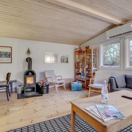 Akke - 150m To The Fjord By Interhome *